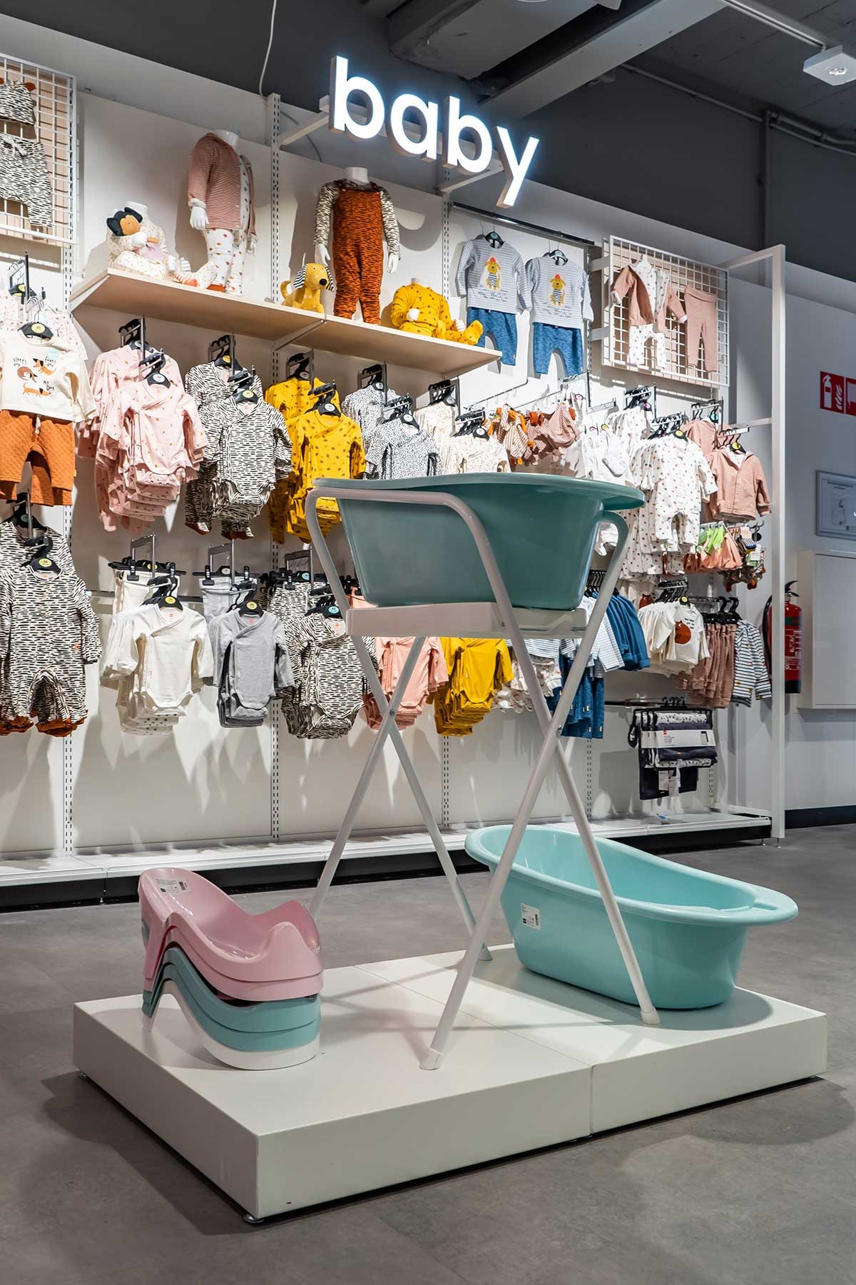Binnenkijken bij het nieuwe winkelconcept van Hema in Eindhoven Binnenkijken bij het nieuwe winkelconcept van Hema in Eindhoven