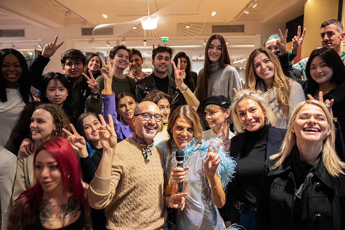 Anna Dello Russo: De modewereld behoort nu toe aan de jeugd Anna Dello Russo: De modewereld behoort nu toe aan de jeugd
