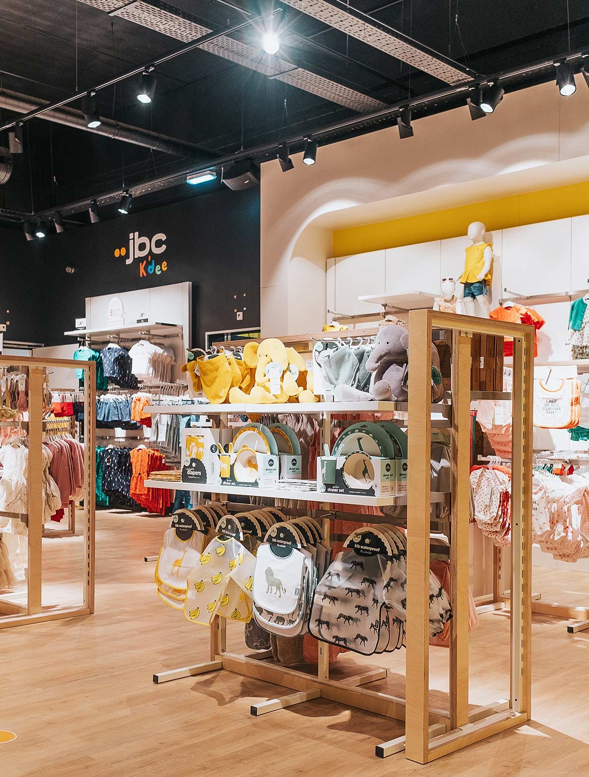 Kijken: Belgische retailer JBC introduceert winkelconcept ontworpen door kinderen Kijken: Belgische retailer JBC introduceert winkelconcept ontworpen door kinderen