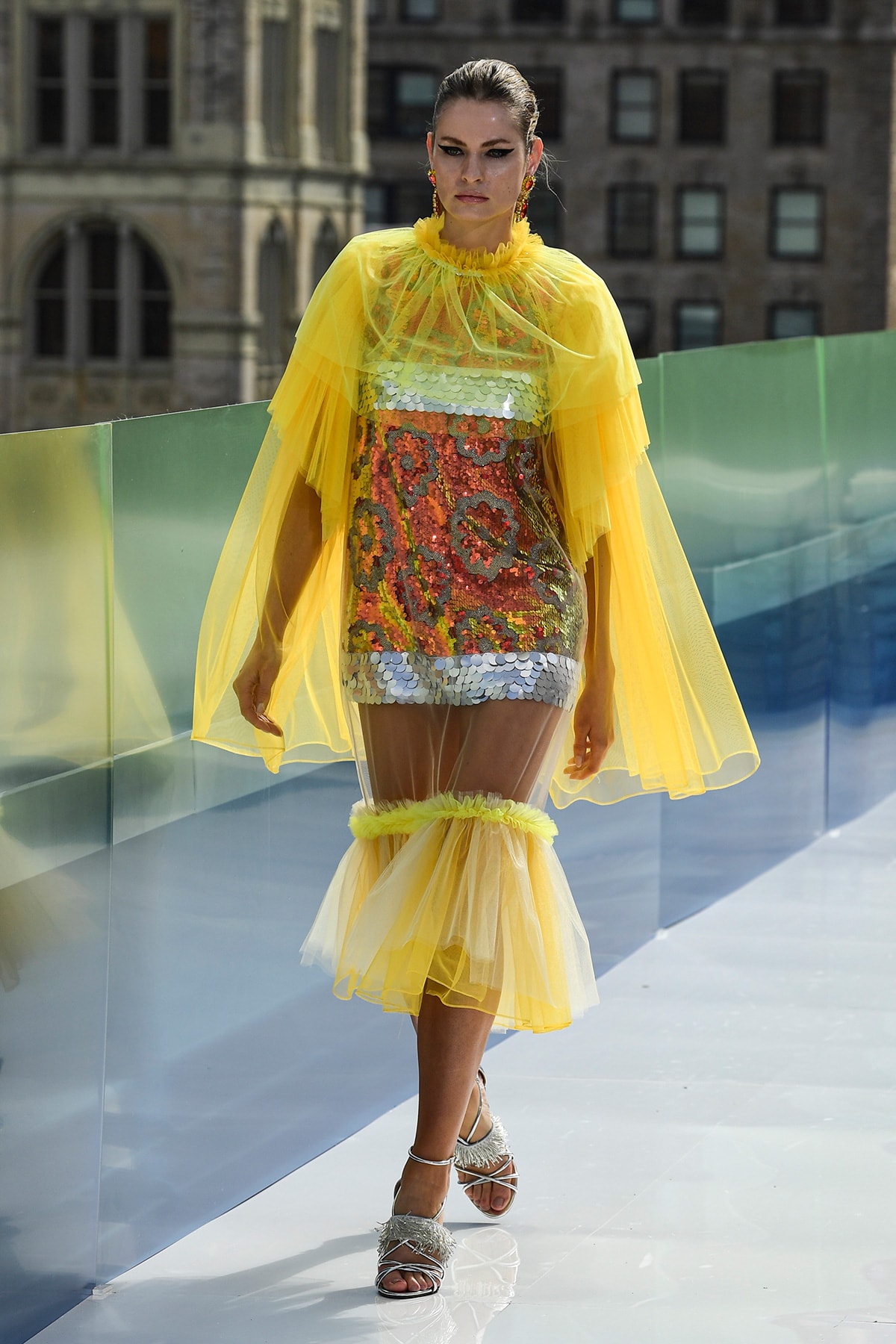 Gespot op de catwalk: Pantone’s modekleuren lente/zomer 2021 Gespot op de catwalk: Pantone’s modekleuren lente/zomer 2021