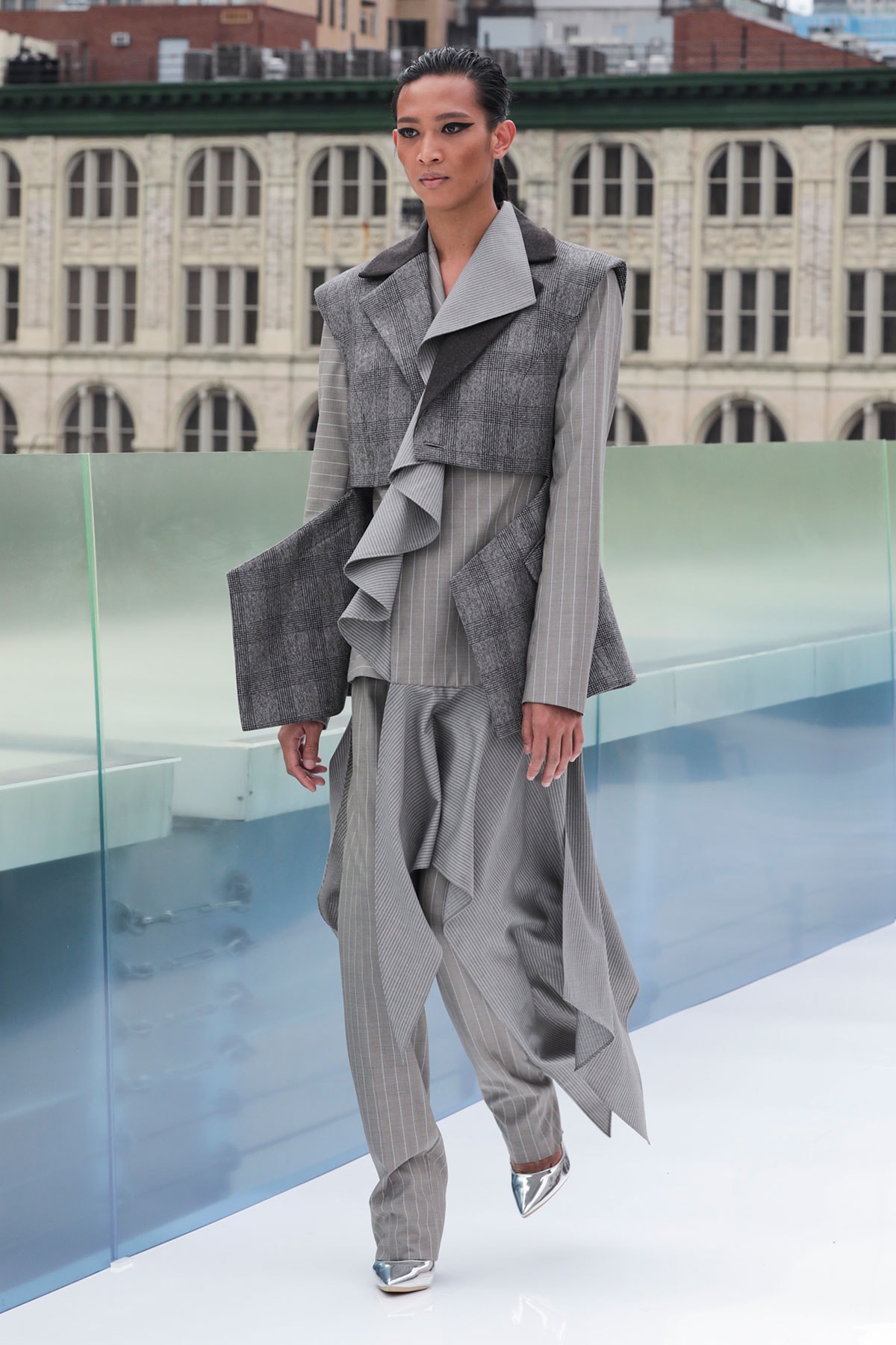 Gespot op de catwalk: Pantone’s modekleuren lente/zomer 2021 Gespot op de catwalk: Pantone’s modekleuren lente/zomer 2021