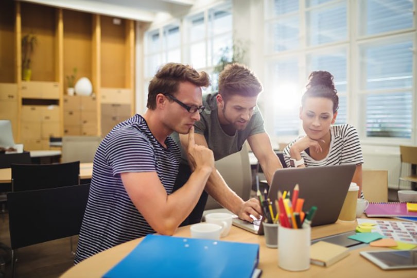 Schitteren op een uitdagende arbeidsmarkt, Spaanse modeprofessional geeft advies Schitteren op een uitdagende arbeidsmarkt, Spaanse modeprofessional geeft advies